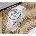 Blanc avec des accents de ton or rose Montres Virginia Retro Ceramic